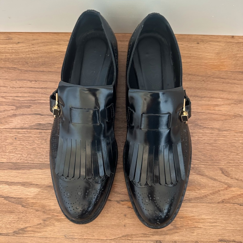 Tod's Black Leather Fringe Oxfords